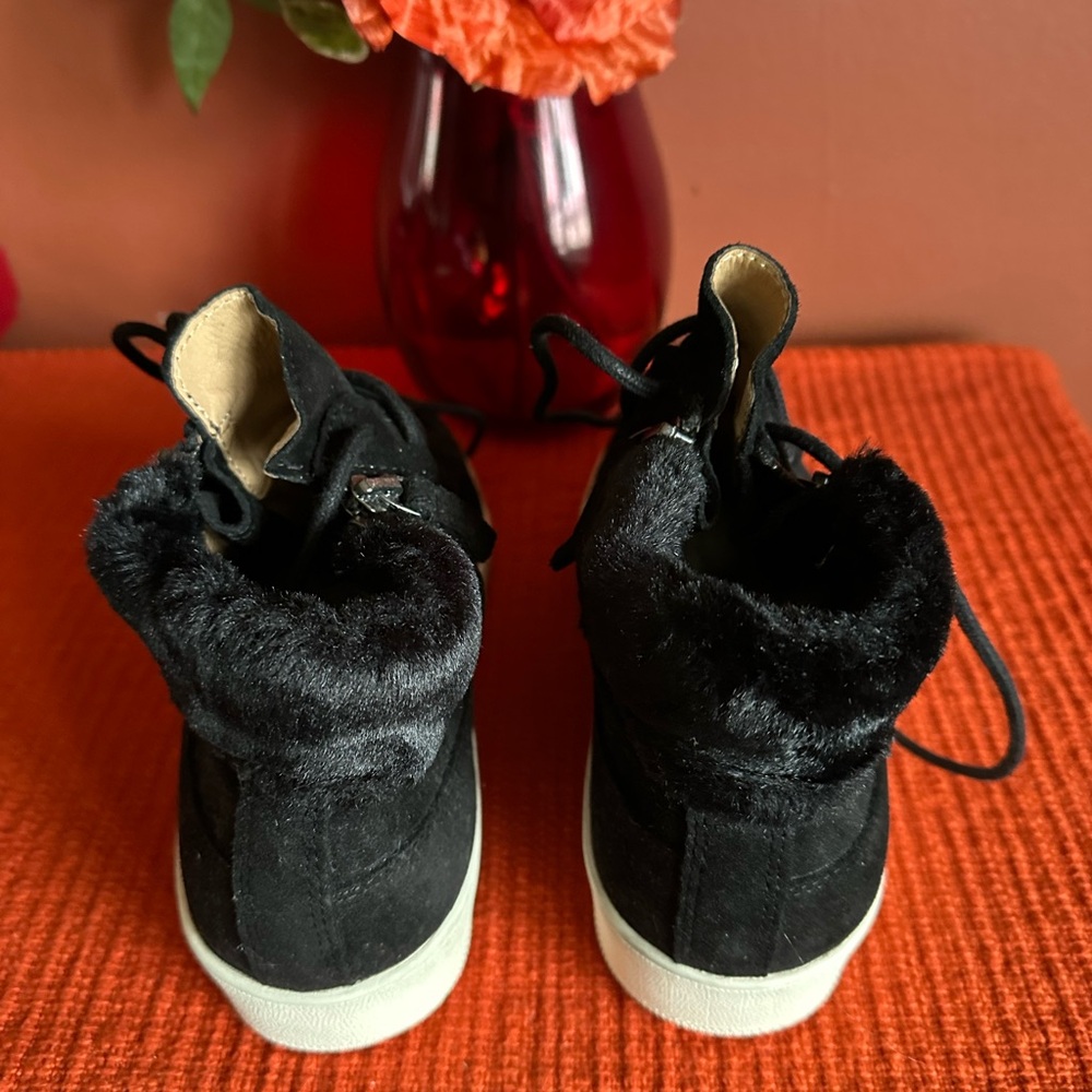 Banana Republic Black High-Top Sneakers - Picture 5 of 10